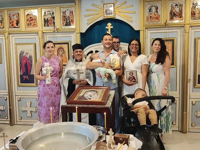 Таинство Крещения младенца Луки.