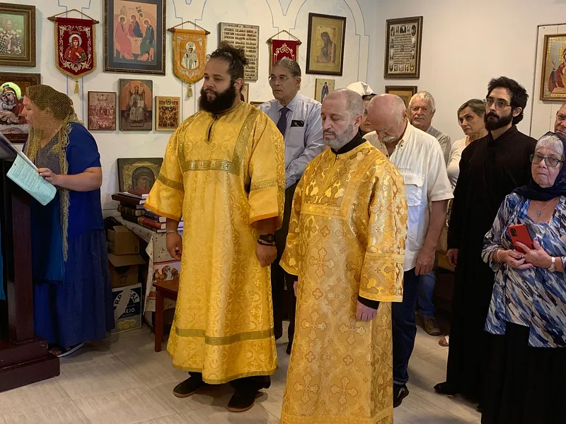 Архипастырский визит Первоиерарха РПЦЗ Николая, митрополита Восточно-Американского и Нью-Йоркскского в православную миссию во имя Казанской иконы Божией Матери г.Сосуа. Доминиканская Республика. — фото 7