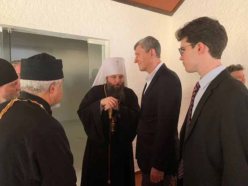 Архипастырский визит Первоиерарха РПЦЗ Николая, митрополита Восточно-Американского и Нью-Йоркскского в православную миссию во имя Казанской иконы Божией Матери г.Сосуа. Доминиканская Республика. — фото 8