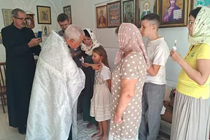 Таинство крещения рабы Божьей Эмили (Емилии) — фото 3